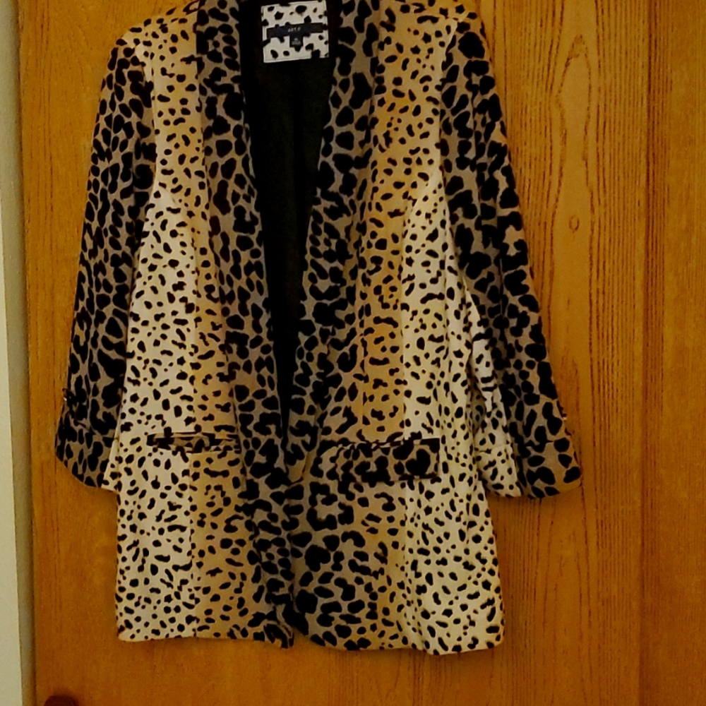 Blazer from Apt.9